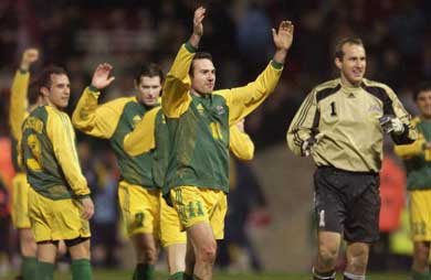 England 1 - Australia 3 - 2003 Friendly - Preview and Review - Australia celebrates the win
